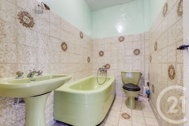 Appartement F4 à vendre - 5 pièces - 65.11 m2 - PARIS - 75017 - ILE-DE-FRANCE - Century 21 Patrimoine 17