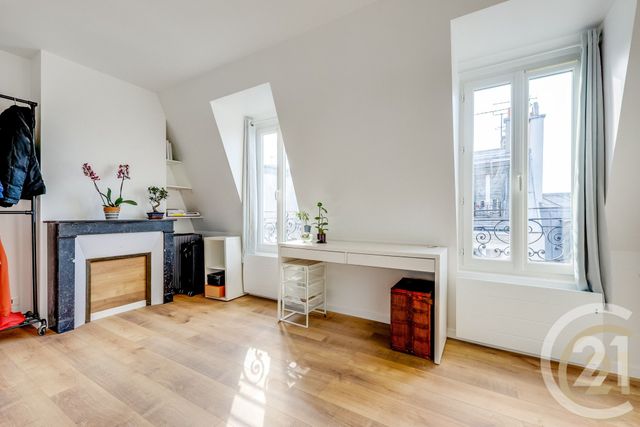 Appartement F1 à vendre - 1 pièce - 20.73 m2 - PARIS - 75017 - ILE-DE-FRANCE - Century 21 Patrimoine 17