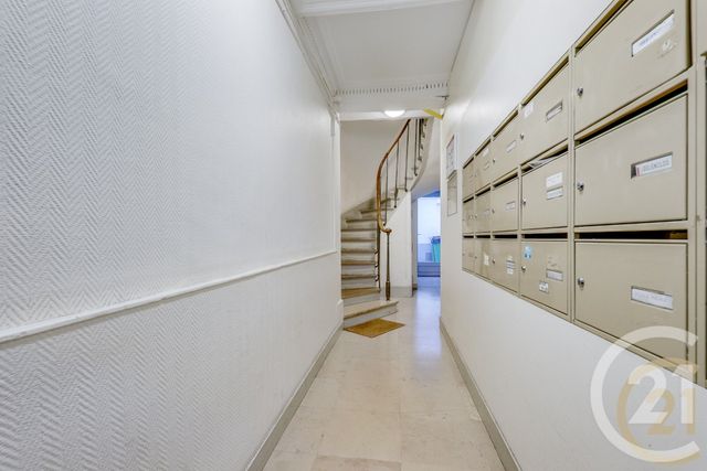 Appartement F1 à vendre - 2 pièces - 18.1 m2 - PARIS - 75017 - ILE-DE-FRANCE - Century 21 Patrimoine 17