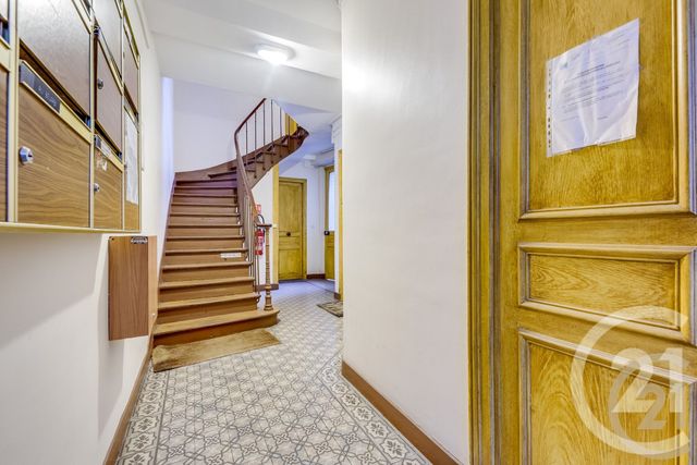 Appartement F1 à vendre - 1 pièce - 26.76 m2 - PARIS - 75017 - ILE-DE-FRANCE - Century 21 Patrimoine 17