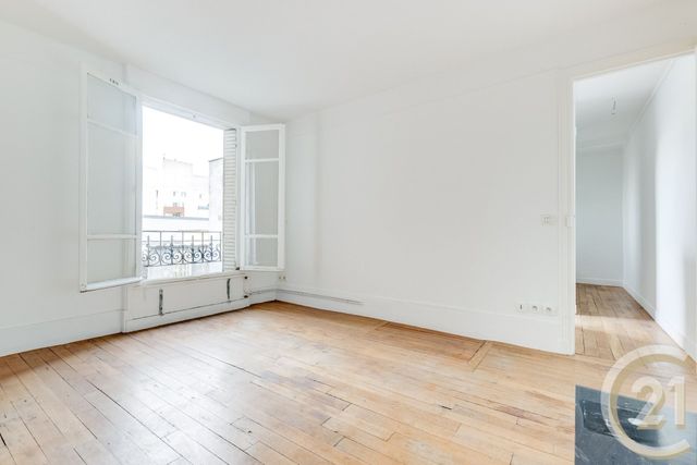 Appartement F1 à vendre - 1 pièce - 26.76 m2 - PARIS - 75017 - ILE-DE-FRANCE - Century 21 Patrimoine 17