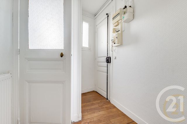 Appartement F1 à vendre - 1 pièce - 26.76 m2 - PARIS - 75017 - ILE-DE-FRANCE - Century 21 Patrimoine 17