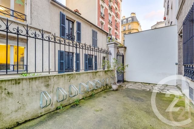 Appartement F1 à vendre - 1 pièce - 26.76 m2 - PARIS - 75017 - ILE-DE-FRANCE - Century 21 Patrimoine 17