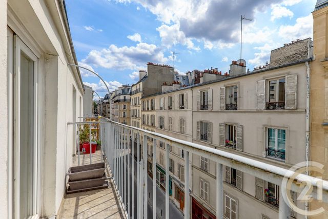 Appartement F1 à vendre - 1 pièce - 23.6 m2 - PARIS - 75017 - ILE-DE-FRANCE - Century 21 Patrimoine 17
