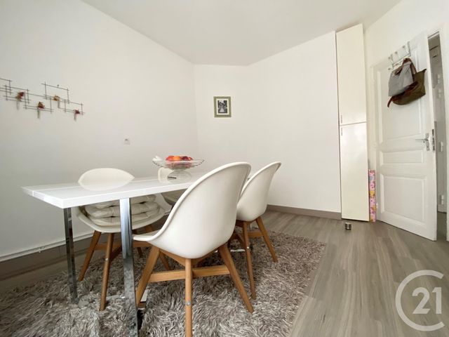 Appartement F2 à vendre - 2 pièces - 31.31 m2 - PARIS - 75017 - ILE-DE-FRANCE - Century 21 Patrimoine 17