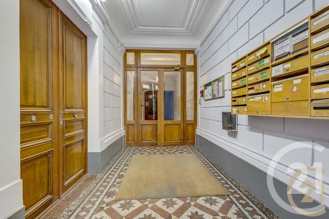 Appartement F3 à vendre - 4 pièces - 83.0 m2 - PARIS - 75017 - ILE-DE-FRANCE - Century 21 Patrimoine 17