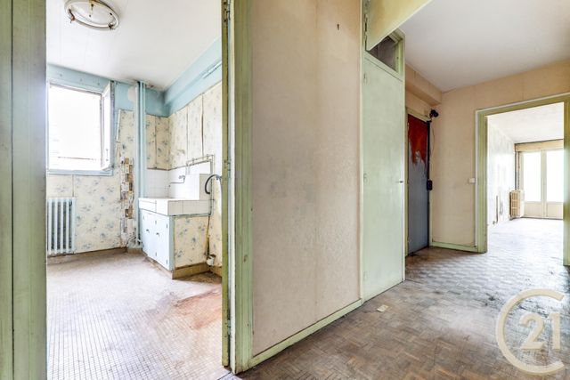 Appartement F3 à vendre - 4 pièces - 92.65 m2 - PARIS - 75017 - ILE-DE-FRANCE - Century 21 Patrimoine 17