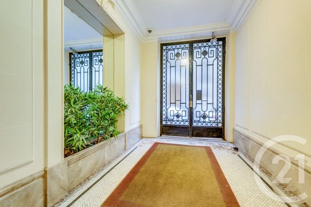 Appartement F3 à vendre - 3 pièces - 47.93 m2 - PARIS - 75018 - ILE-DE-FRANCE - Century 21 Patrimoine 17