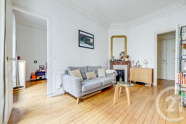 Appartement F3 à vendre - 3 pièces - 47.93 m2 - PARIS - 75018 - ILE-DE-FRANCE - Century 21 Patrimoine 17