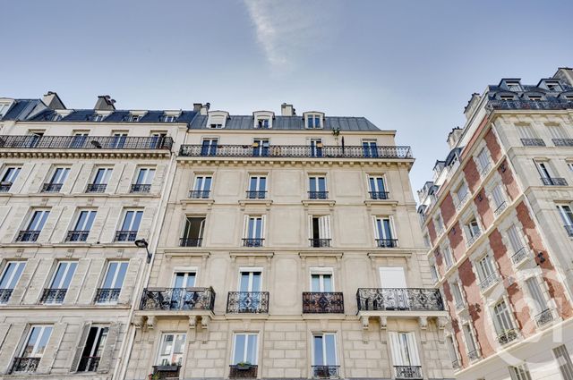  - PARIS - 