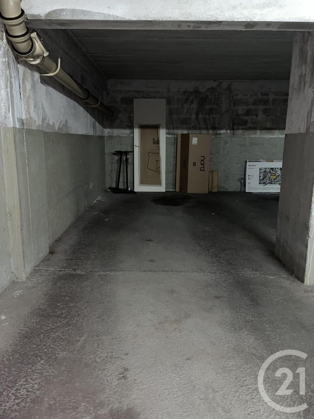 parking - PARIS - 75017