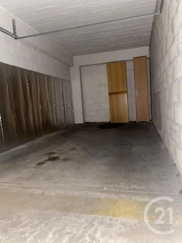 parking à louer - 16.0 m2 - PARIS - 75017 - ILE-DE-FRANCE - Century 21 Patrimoine 17