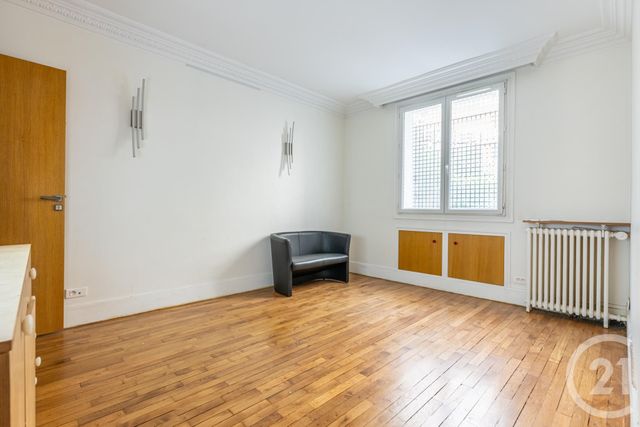 Appartement F2 à vendre - 3 pièces - 55.79 m2 - PARIS - 75017 - ILE-DE-FRANCE - Century 21 Patrimoine 17