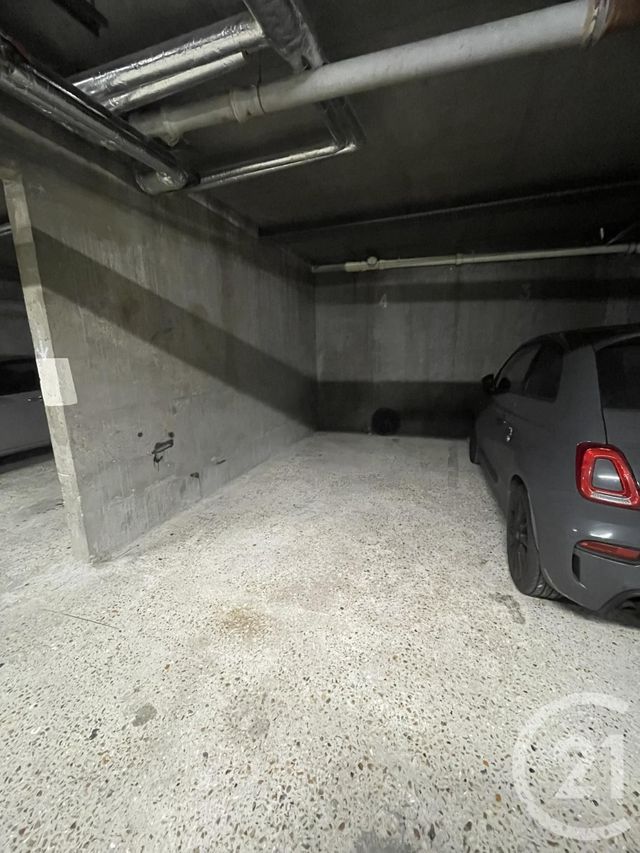 parking à louer - 12.0 m2 - PARIS - 75017 - ILE-DE-FRANCE - Century 21 Patrimoine 17