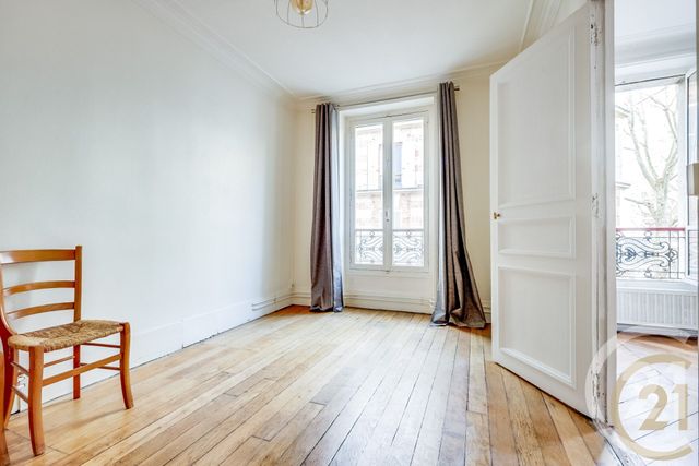 Appartement F2 à vendre - 2 pièces - 43.01 m2 - PARIS - 75017 - ILE-DE-FRANCE - Century 21 Patrimoine 17