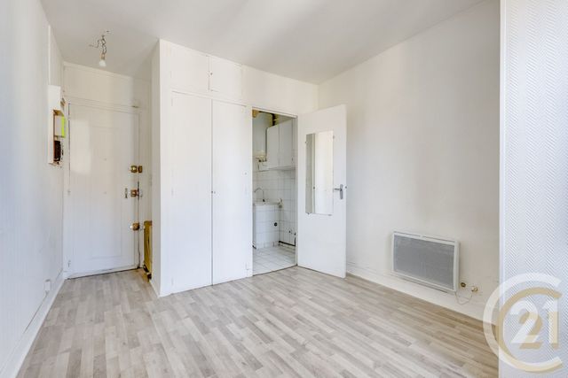 Appartement Chambre à vendre - 1 pièce - 14.53 m2 - PARIS - 75017 - ILE-DE-FRANCE - Century 21 Patrimoine 17