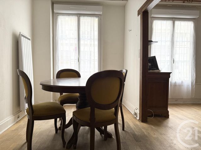 Appartement T2 à vendre - 2 pièces - 48.1 m2 - PARIS - 75017 - ILE-DE-FRANCE - Century 21 Patrimoine 17