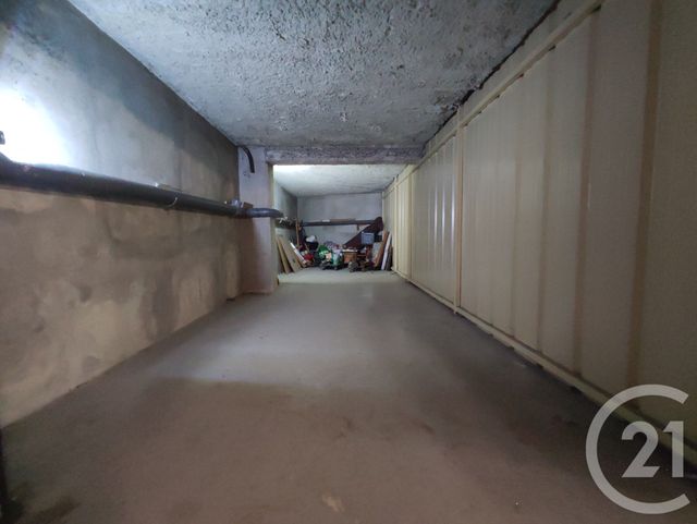 parking à vendre - 28.0 m2 - PARIS - 75017 - ILE-DE-FRANCE - Century 21 Patrimoine 17