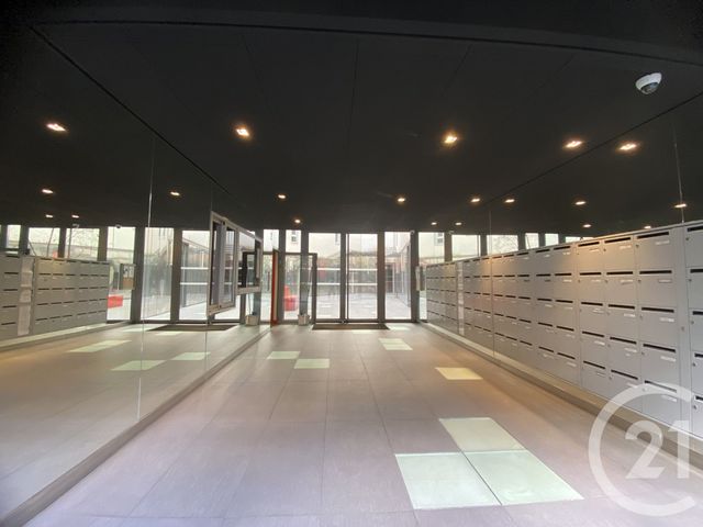 Afficher la photo en grand Appartement F1 à vendre - 1 pièce - 28.58 m2 - PARIS - 75017 - ILE-DE-FRANCE - Century 21 Patrimoine 17