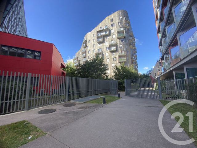 Afficher la photo en grand Appartement F1 à vendre - 1 pièce - 28.58 m2 - PARIS - 75017 - ILE-DE-FRANCE - Century 21 Patrimoine 17