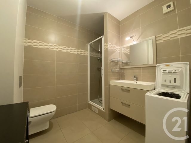 Afficher la photo en grand Appartement F1 à vendre - 1 pièce - 28.58 m2 - PARIS - 75017 - ILE-DE-FRANCE - Century 21 Patrimoine 17