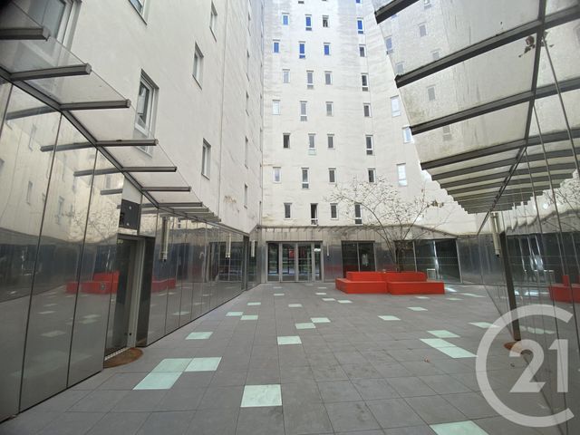 Afficher la photo en grand Appartement F1 à vendre - 1 pièce - 28.58 m2 - PARIS - 75017 - ILE-DE-FRANCE - Century 21 Patrimoine 17