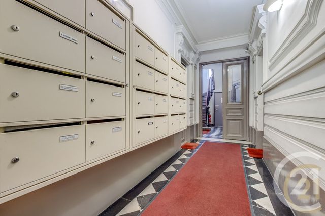 Appartement F3 à vendre - 3 pièces - 55.0 m2 - PARIS - 75017 - ILE-DE-FRANCE - Century 21 Patrimoine 17