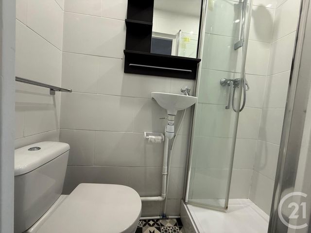 Afficher la photo en grand Appartement F1 à vendre - 1 pièce - 22.33 m2 - PARIS - 75017 - ILE-DE-FRANCE - Century 21 Patrimoine 17