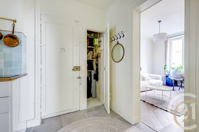 Appartement F3 à vendre - 3 pièces - 45.63 m2 - PARIS - 75017 - ILE-DE-FRANCE - Century 21 Patrimoine 17