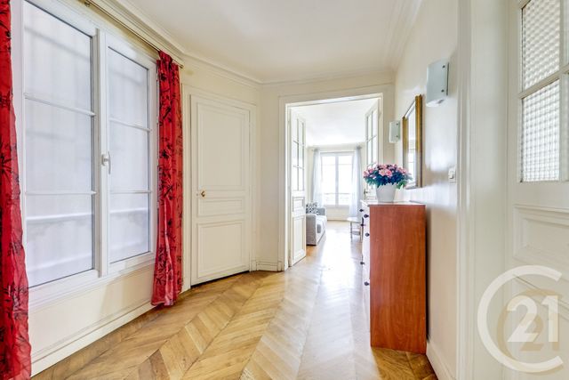 Appartement F5 à vendre - 5 pièces - 106.94 m2 - PARIS - 75009 - ILE-DE-FRANCE - Century 21 Patrimoine 17
