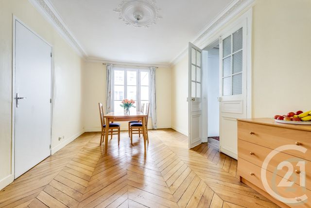 Appartement F5 à vendre - 5 pièces - 106.94 m2 - PARIS - 75009 - ILE-DE-FRANCE - Century 21 Patrimoine 17