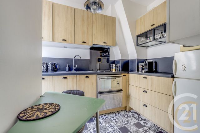 Appartement T2 à vendre - 2 pièces - 28.04 m2 - PARIS - 75017 - ILE-DE-FRANCE - Century 21 Patrimoine 17