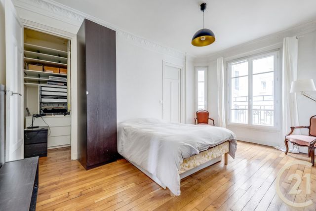Appartement T3 à vendre - 3 pièces - 75.25 m2 - PARIS - 75017 - ILE-DE-FRANCE - Century 21 Patrimoine 17