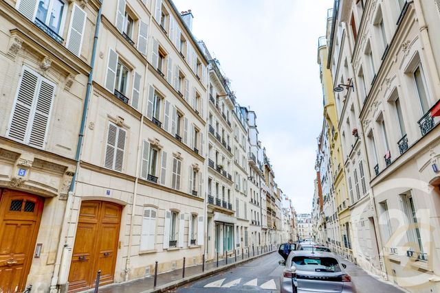 Appartement Studio à vendre - 1 pièce - 12.33 m2 - PARIS - 75017 - ILE-DE-FRANCE - Century 21 Patrimoine 17