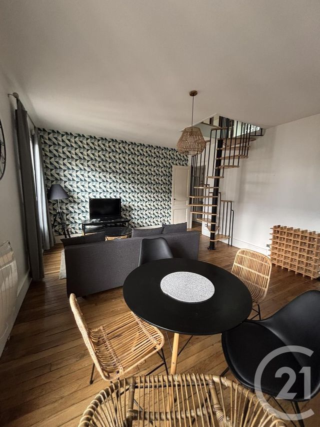 Appartement F2 à louer - 2 pièces - 41.01 m2 - CLICHY - 92 - ILE-DE-FRANCE - Century 21 Patrimoine 17