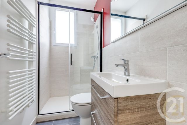 Appartement F3 à vendre - 3 pièces - 56.31 m2 - PARIS - 75017 - ILE-DE-FRANCE - Century 21 Patrimoine 17