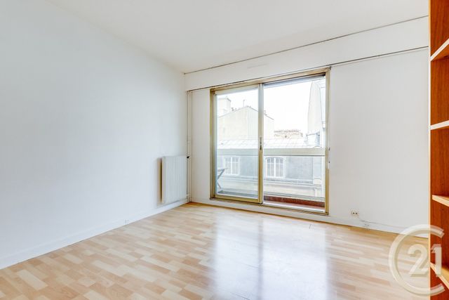 Appartement F1 à vendre - 1 pièce - 29.98 m2 - PARIS - 75017 - ILE-DE-FRANCE - Century 21 Patrimoine 17