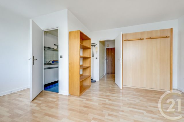 Appartement F1 à vendre - 1 pièce - 29.98 m2 - PARIS - 75017 - ILE-DE-FRANCE - Century 21 Patrimoine 17