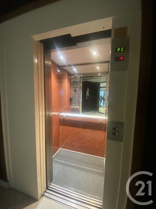 parking à vendre - 12.17 m2 - PARIS - 75017 - ILE-DE-FRANCE - Century 21 Patrimoine 17