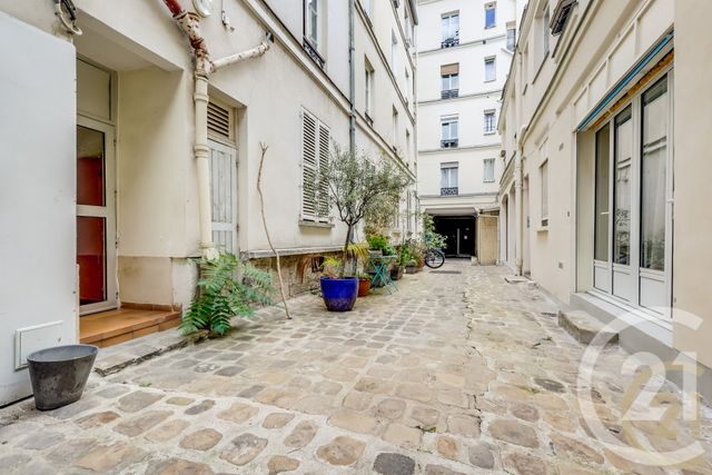 Appartement Studio à vendre - 1 pièce - 26.23 m2 - PARIS - 75017 - ILE-DE-FRANCE - Century 21 Patrimoine 17
