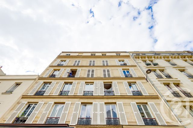 Appartement Studio à vendre - 1 pièce - 26.23 m2 - PARIS - 75017 - ILE-DE-FRANCE - Century 21 Patrimoine 17