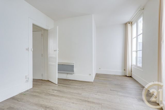 Appartement F2 à vendre - 2 pièces - 23.4 m2 - PARIS - 75017 - ILE-DE-FRANCE - Century 21 Patrimoine 17