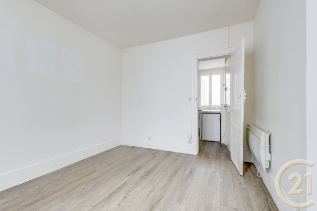 Appartement F2 à vendre - 2 pièces - 23.4 m2 - PARIS - 75017 - ILE-DE-FRANCE - Century 21 Patrimoine 17