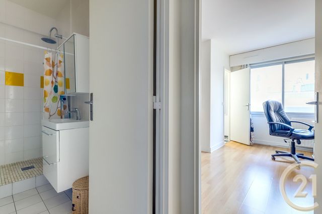 Appartement Studio à vendre - 1 pièce - 21.15 m2 - PARIS - 75018 - ILE-DE-FRANCE - Century 21 Patrimoine 17