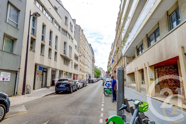 Appartement F2 à vendre - 2 pièces - 44.6 m2 - PARIS - 75017 - ILE-DE-FRANCE - Century 21 Patrimoine 17