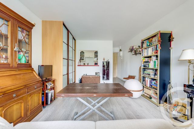 Appartement F1 à vendre - 1 pièce - 30.6 m2 - LES LILAS - 93 - ILE-DE-FRANCE - Century 21 Patrimoine 17