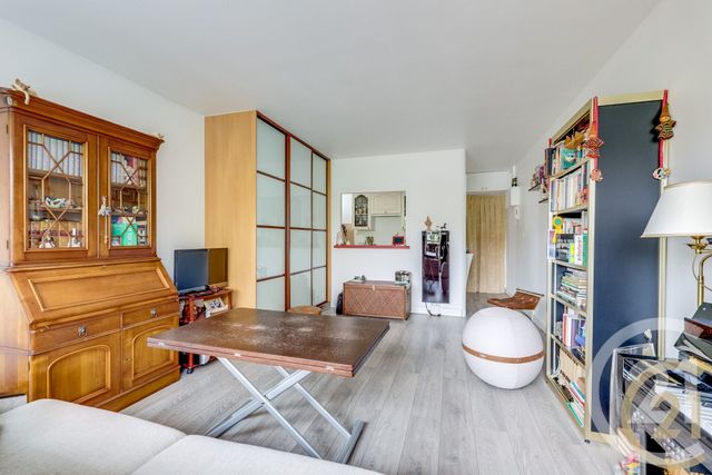 Appartement F1 à vendre - 1 pièce - 30.6 m2 - LES LILAS - 93 - ILE-DE-FRANCE - Century 21 Patrimoine 17