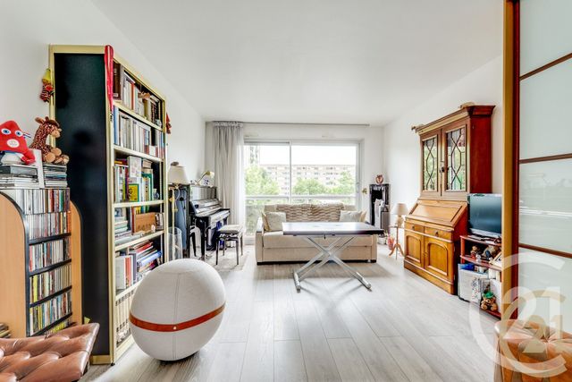 Appartement F1 à vendre - 1 pièce - 30.6 m2 - LES LILAS - 93 - ILE-DE-FRANCE - Century 21 Patrimoine 17
