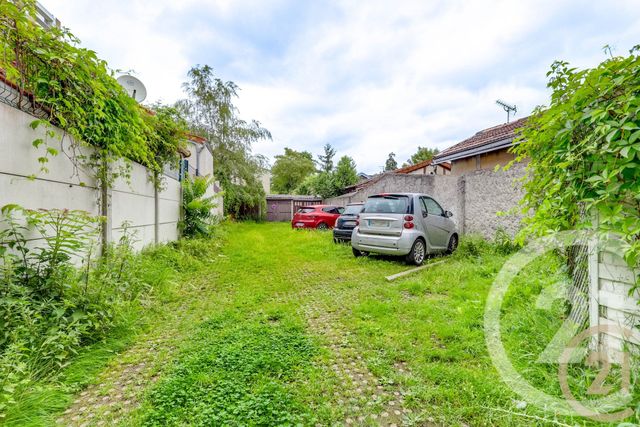 Appartement F1 à vendre - 1 pièce - 30.6 m2 - LES LILAS - 93 - ILE-DE-FRANCE - Century 21 Patrimoine 17