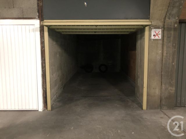 parking à louer - 14.3 m2 - PARIS - 75017 - ILE-DE-FRANCE - Century 21 Patrimoine 17